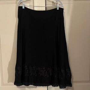 Jones New York Lined Embroidered Bottom Black Skirt